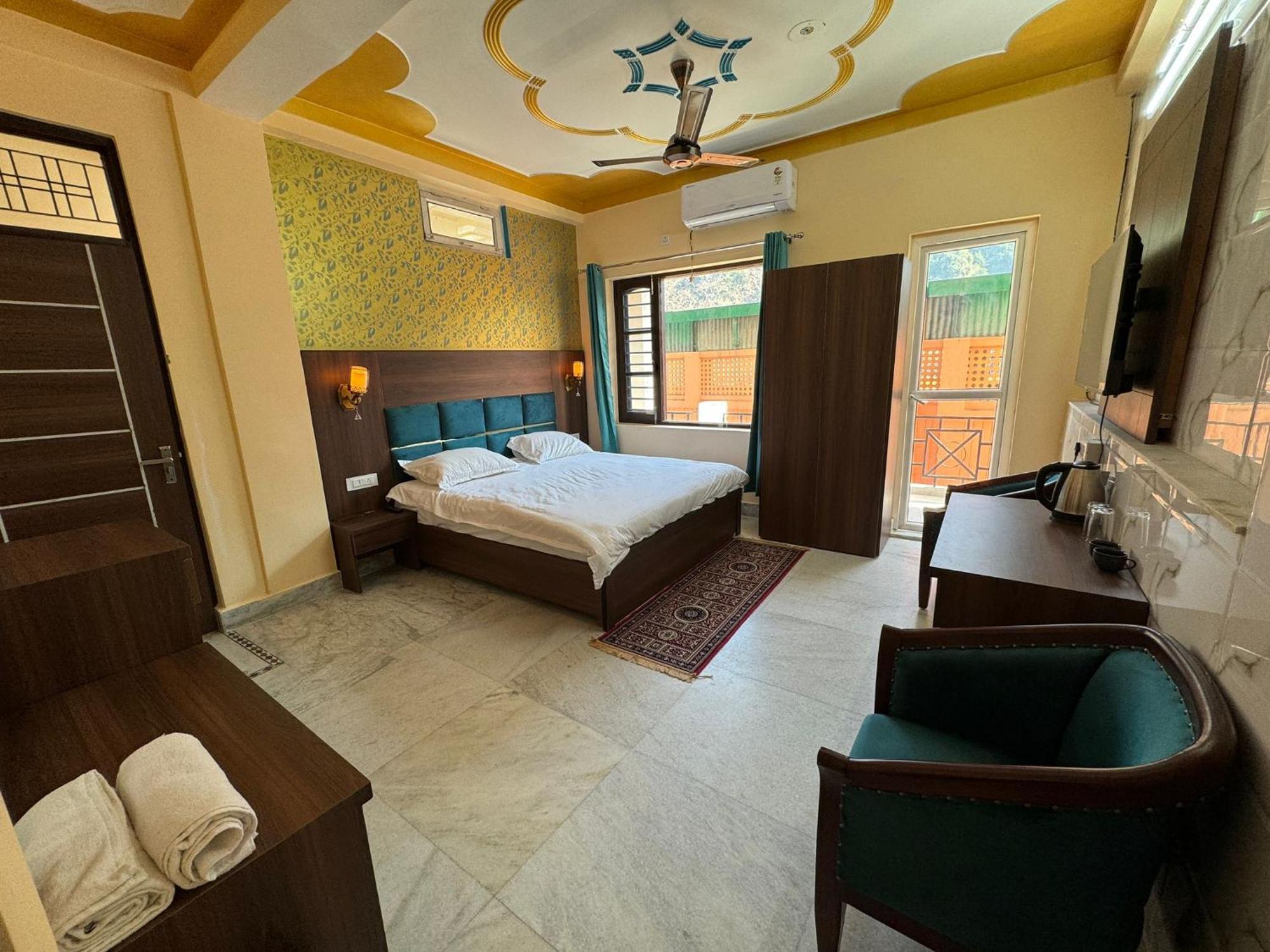 Himalaya Stay Rishīkesh Esterno foto